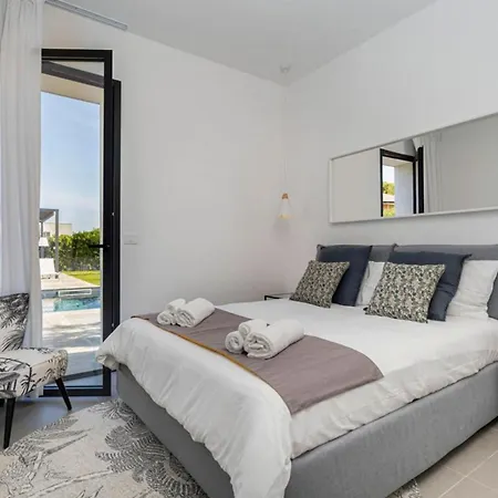 Marucella Villa